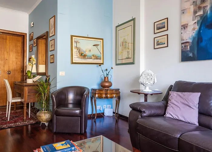 La E Bella - De Vivo Realty Lägenhet