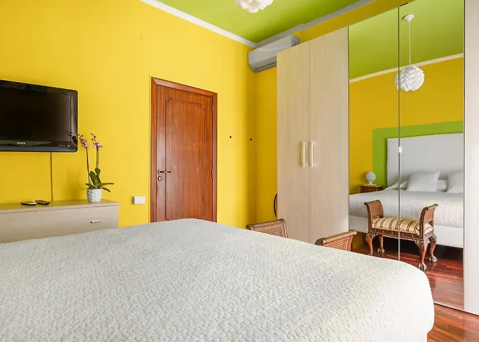 La E Bella - De Vivo Realty Lägenhet *