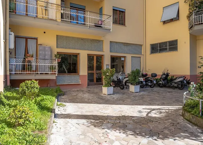 La E Bella - De Vivo Realty *